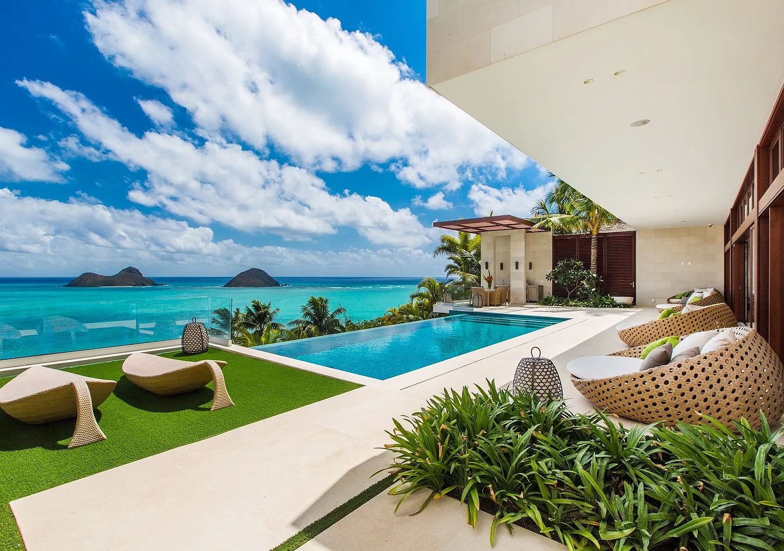 Lavish Oceanview Estate w/ Pool, Spa, AC & Mokulua Isle Views: Lanikai Hillside — Photo 1