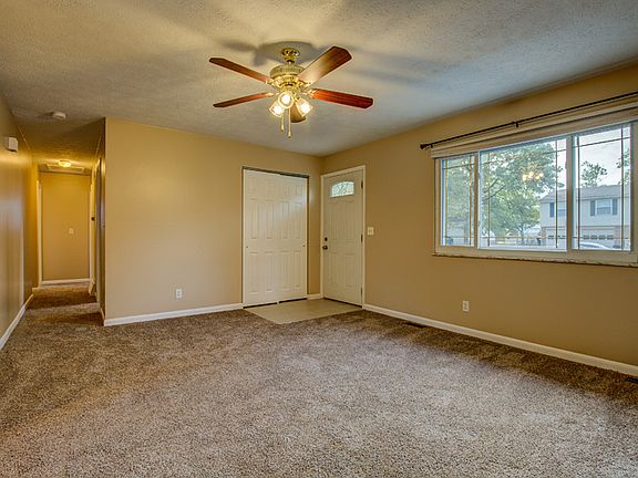 3rd image of 4214 Copperfield Ln
