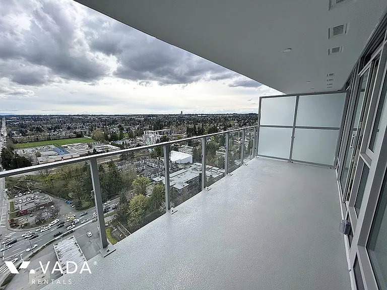 9675 King George Blvd #2610 — Photo 3