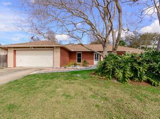 1600 Souvenir Dr, Clearwater, FL 33755