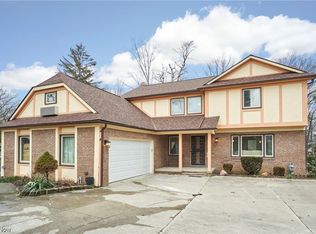 24528 Hilliard Blvd, Westlake, OH 44145