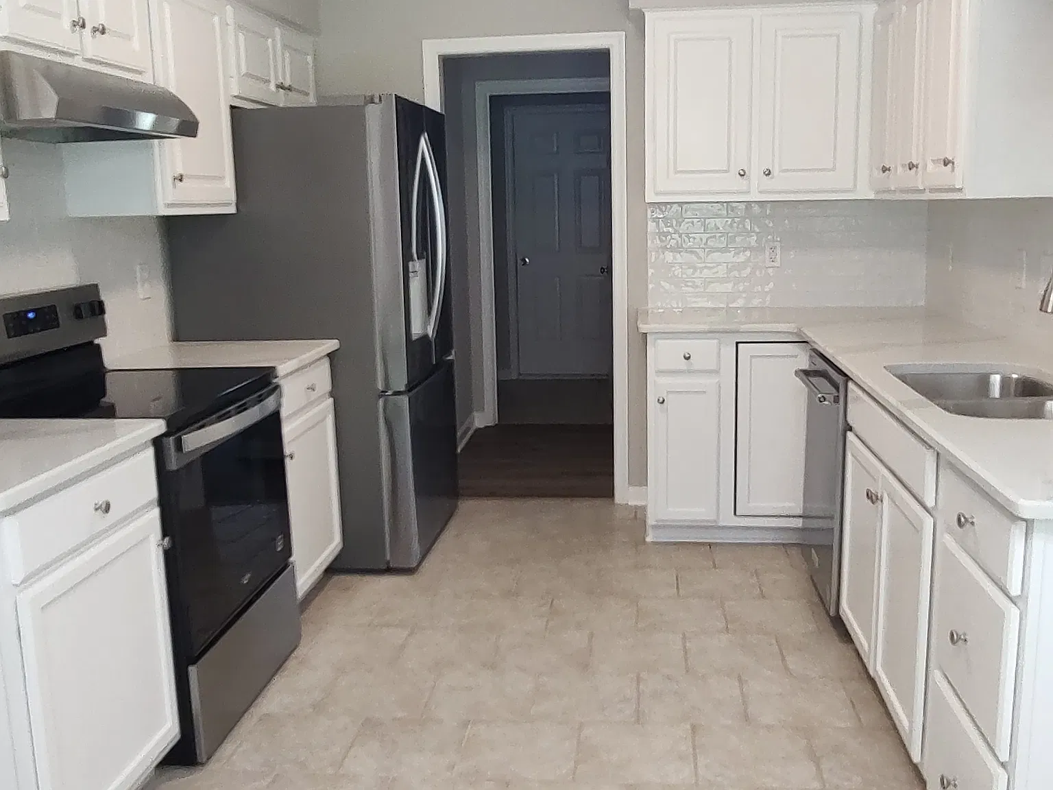 3 bed, 1550 sqft, $2,250 — Photo 4