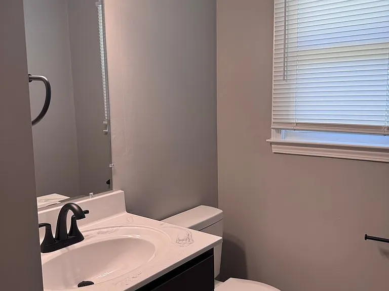 130 Shady Maple Dr — Photo 8