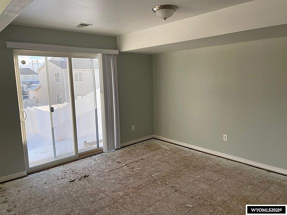 5th image of 2305 Westridge Dr