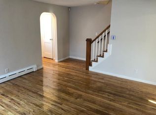 18-34 Benton St, Springfield, MA 01109