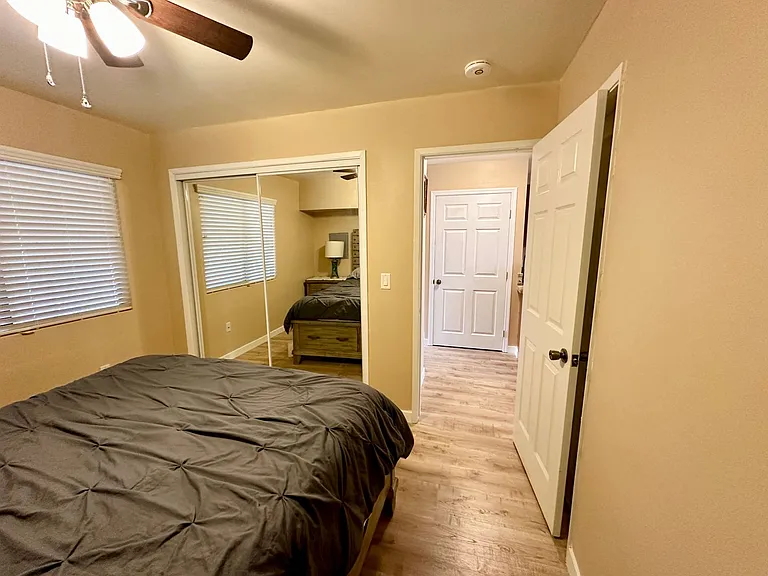 802 Vista Grande St — Photo 12
