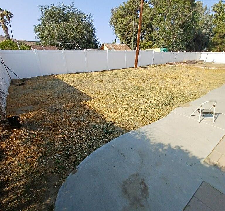 2nd image of 32890 Simpson Rd