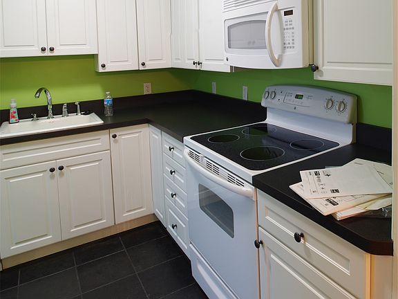 Kitchen - Renovated 2008