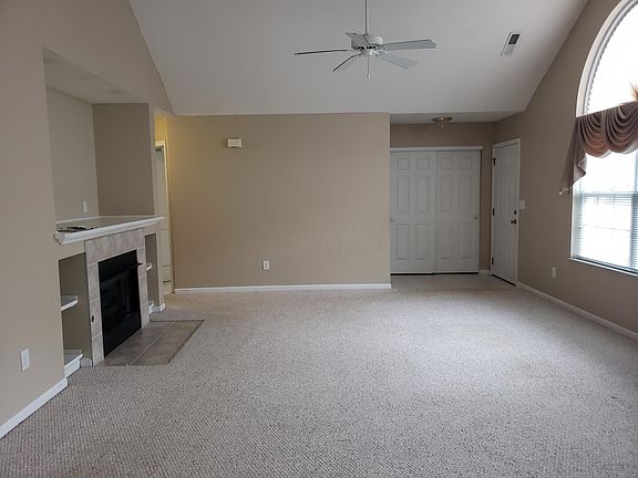 2nd image of 7921 Meadowlark Ln S
