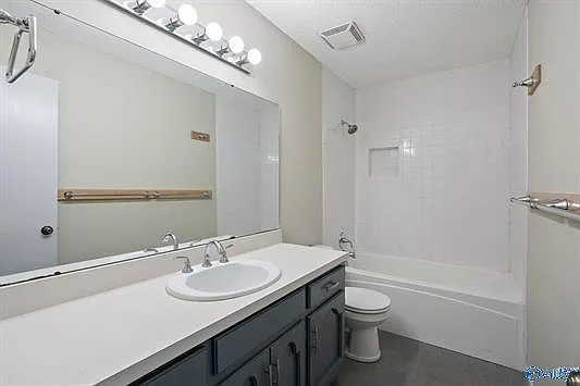 1712 Ward Ave NE #1 — Photo 14