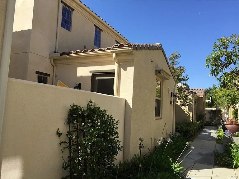 11509 Amalfi Way — Photo 20