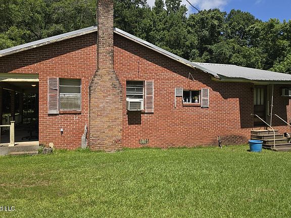 2nd image of 3995 Choctaw Rd NE