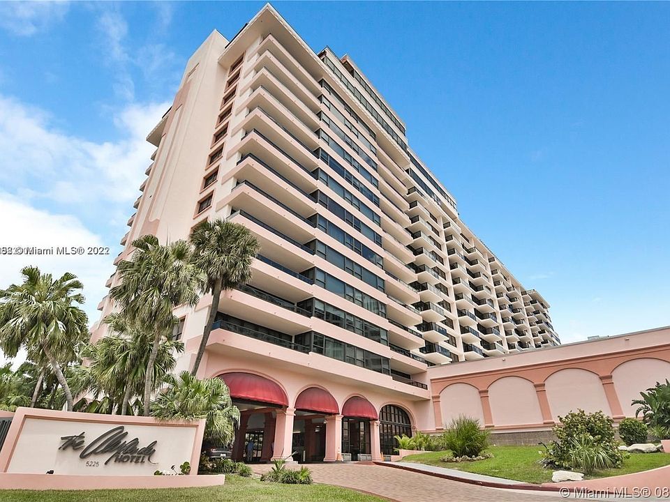 1st image of 5225 Collins Ave APT 1621