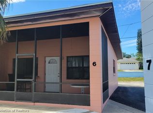 735 S Lakeview Rd, Lake Placid, FL 33852