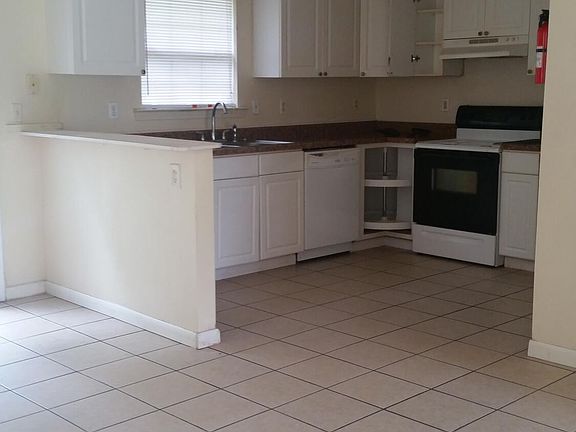 3rd image of 1507 Woodward Ave