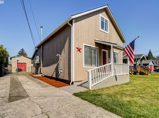360 W Arlington St, Gladstone, OR 97027