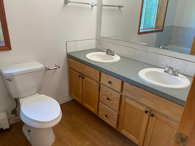 341 E Heather Way #6 — Photo 12