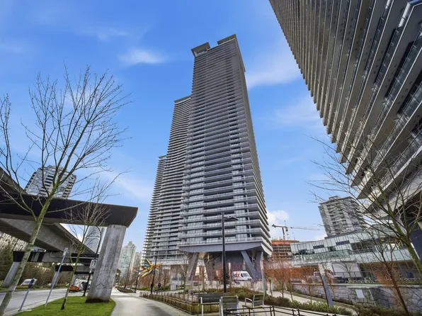 4730 Lougheed Hwy #1009, Burnaby, BC V5C 0M9