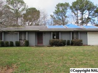 4702 Whitehall Dr NW, Huntsville, AL 35816