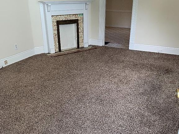 2nd image of 2819 Slevin St
