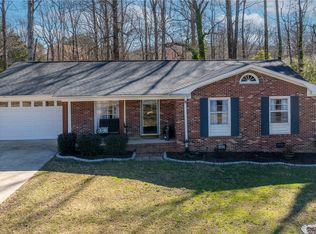 105 Moores Ct, Simpsonville, SC 29681