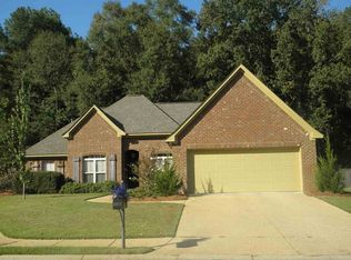 516 Orchard Brook Ct, Florence, MS 39073