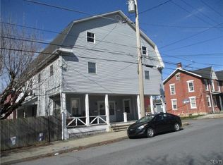 400-402 S Main St, Nazareth, PA 18064