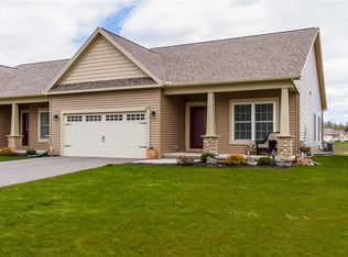 113 Golden Oaks Way, Rochester, NY 14624