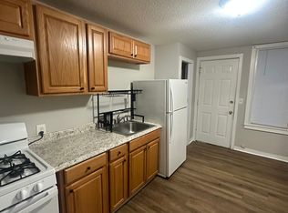 116 Old Foxon Rd #D, New Haven, CT 06513