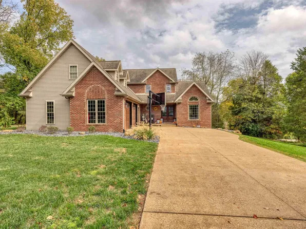280 E Jingle Bell Ln, Santa Claus, IN 47579