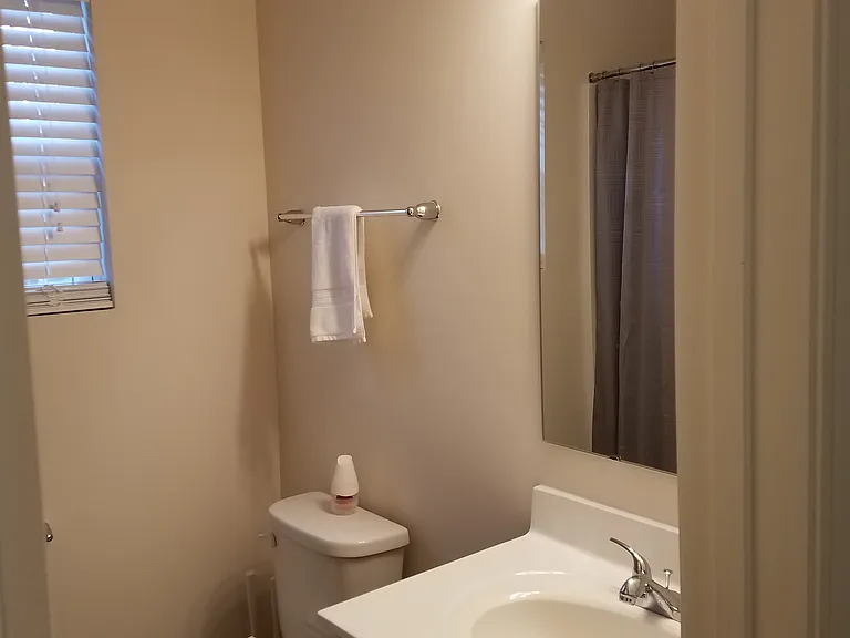 5914 Maple St — Photo 11