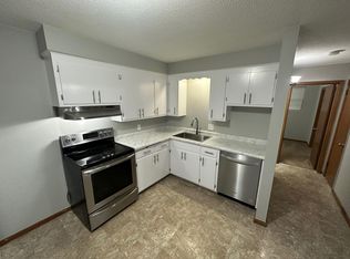 1921 103rd Ave NW #1, Minneapolis, MN 55433