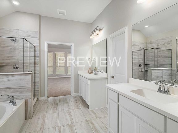 5th image of 915 Uplands Dr