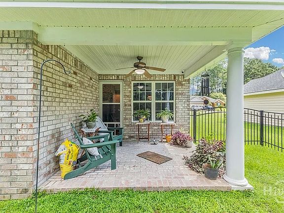 3rd image of 274 Silver Brook Cir