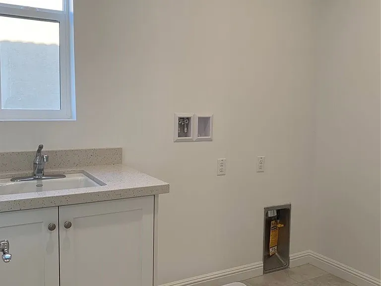 20816 Pine Cone Cir — Photo 13