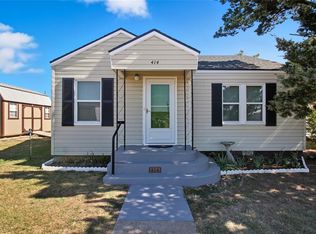 414 N Elm St, Granite, OK 73547