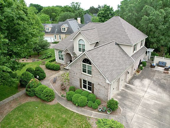 5th image of 3109 Saint Johns Dr