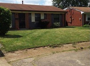 5700 Lagoona Dr, Louisville, KY