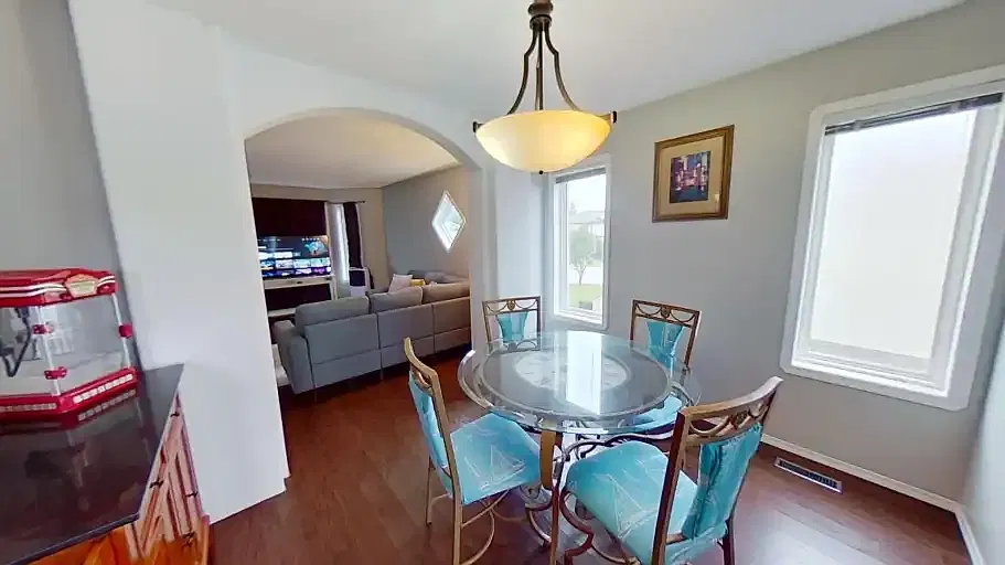 4 bed, 2.5 bath, $3,500 — Photo 4