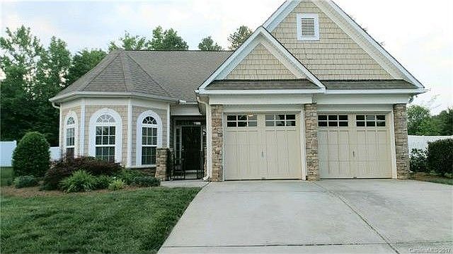 1st image of 2651 Danbury Cir NW