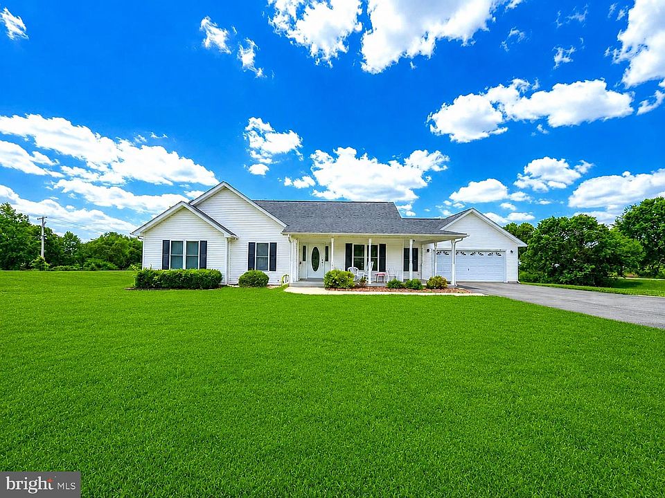1st image of 39 Grouse Knoll Ln