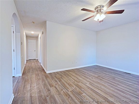 4th image of 408 Lynhurst Dr
