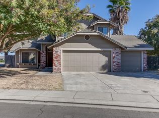 3800 Woodview Dr, Ceres, CA 95307