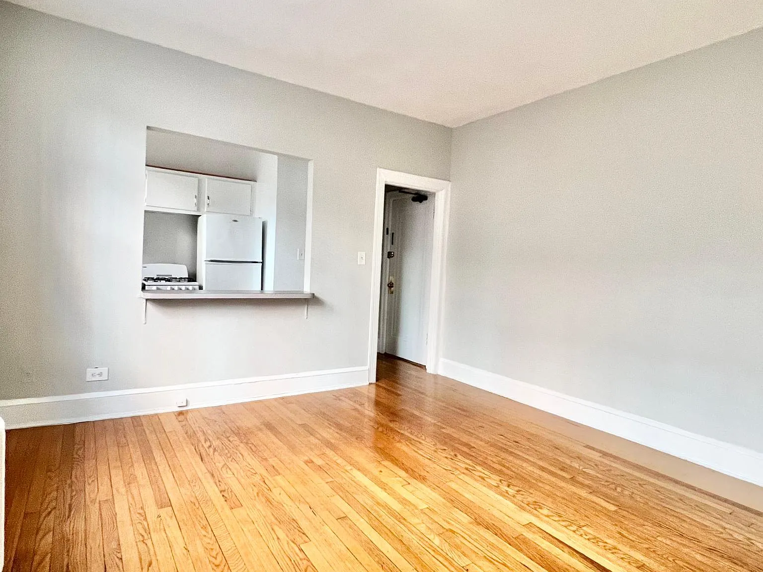 1 bed, $1,595 — Photo 3
