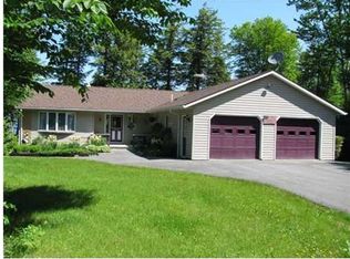 8 Shore Ln, Lowell, ME 04493