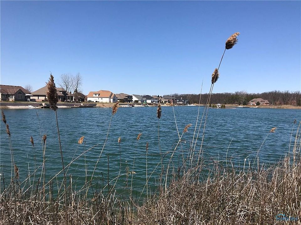 1st image of 549 E Shoreline Dr