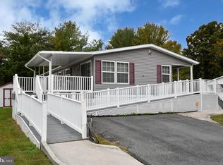 142 Roundup Rd, Middle River, MD 21220