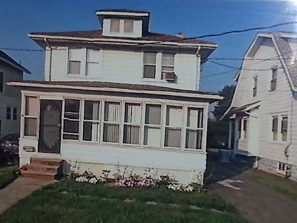 1st image of 37 Lawson Ave