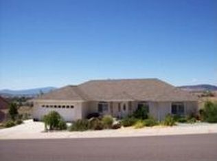 326 Hunter Ct, Klamath Falls, OR 97603