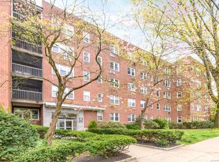 54 W North St #422, Stamford, CT